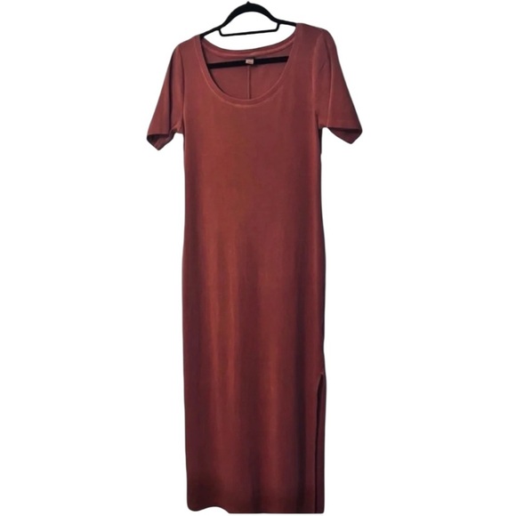 Old Navy Midi Dress, Fitted Rib-Knit Scoop-Neck, Cherry Burch/Brown, Lar… - Picture 1 of 6